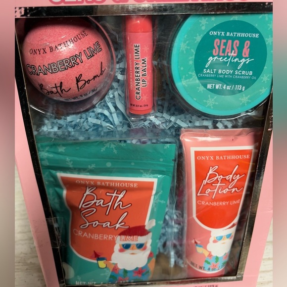 Onyx bathhouse bath & a gift set - Picture 3 of 3